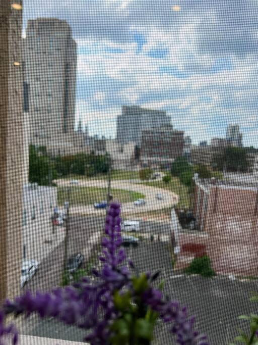 502 Luxury 1br In Center *