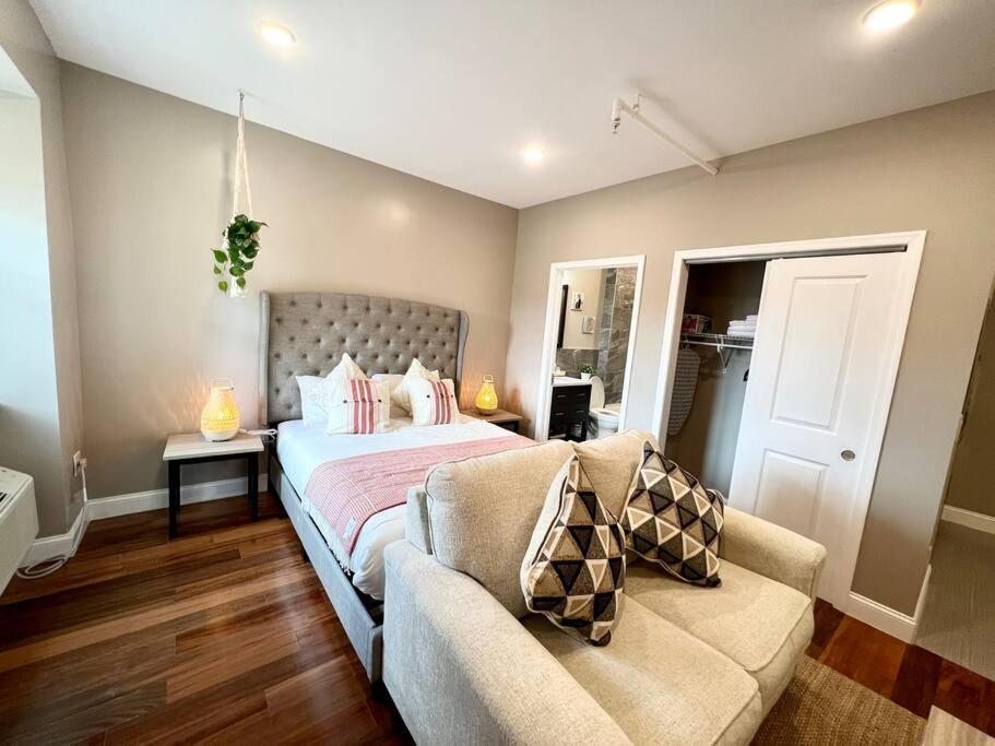 502 Luxury 1br In Center *